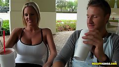MilfHunter - Nice and smoothie
