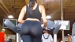 Hot Latina's Amazing Juicy Sweat Ass Walking In Leggings Spandex!
