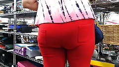 PLumP BuBBLe CHeeKs MaTuRe LaTinA in ReD SHorTs SPanDeX (1)